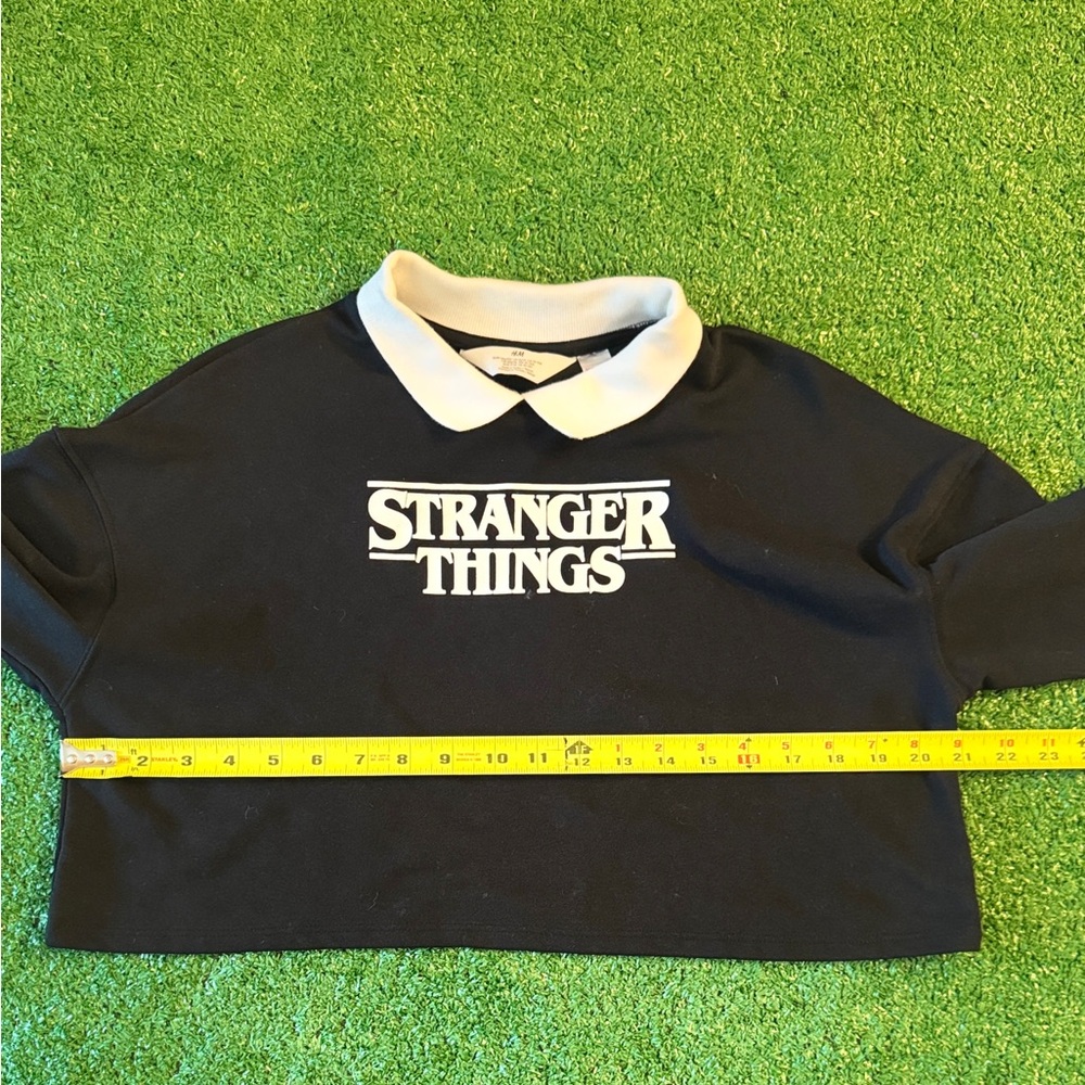 Stranger Things Girls  11/14 Medium Long Sleeve Polo Shirt Eleven 11 Cropped - Picture 5 of 7